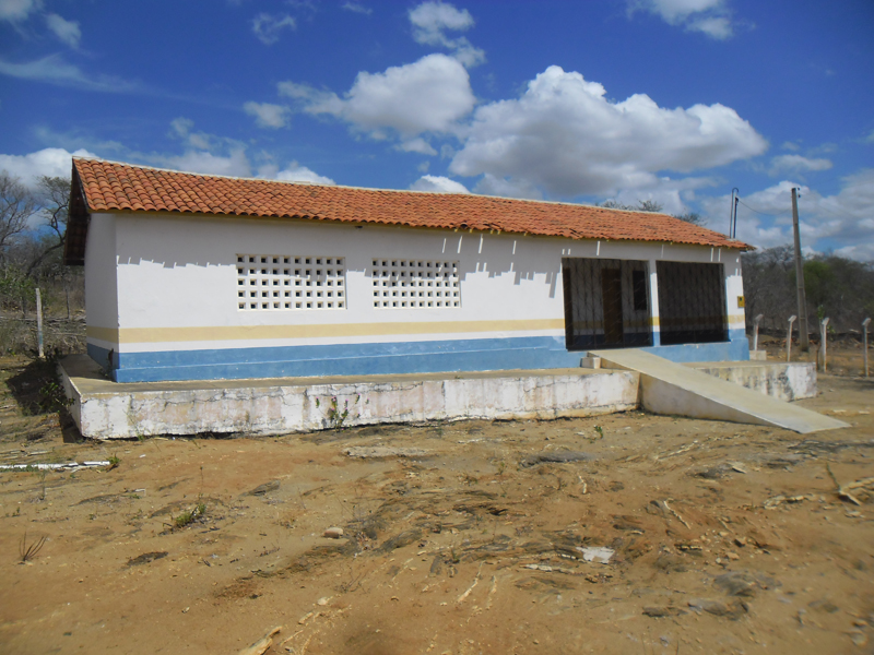 Imagem da Escola Ernesto Pereira de Sousa, em 2013.