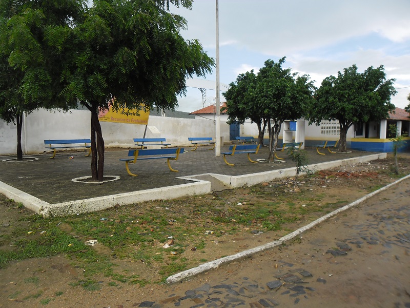 Imagem da praça em 2015.