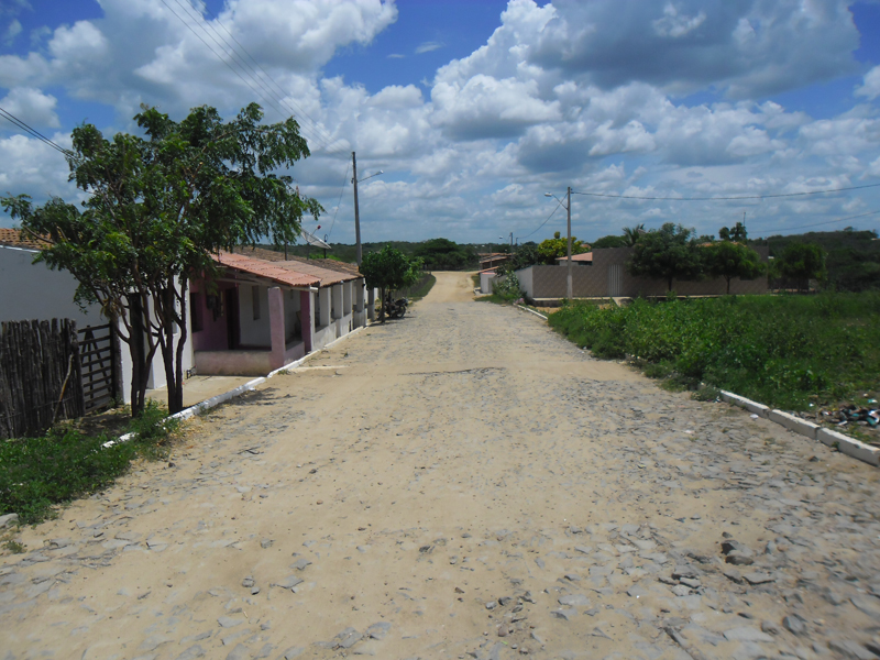 Rua Belarmino Matias Carneiro.