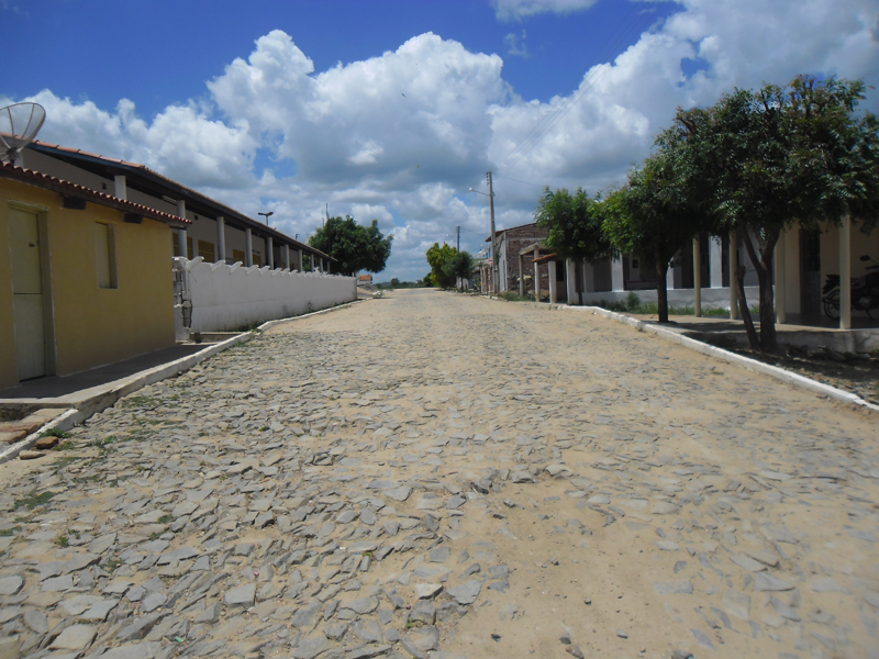 Rua Belarmino Matias Carneiro.